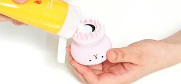 Exfoliating Jellyfish Silicon Brush